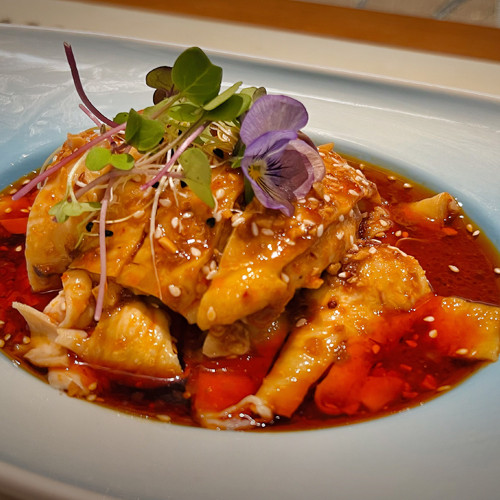 Muslo de pollo corral con salsa sichuan